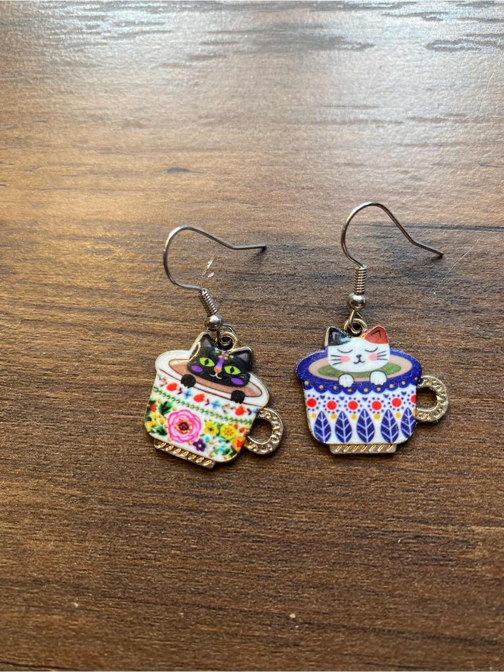 Whimsical Cat-in-Teacup Drop Earrings - Multicolor